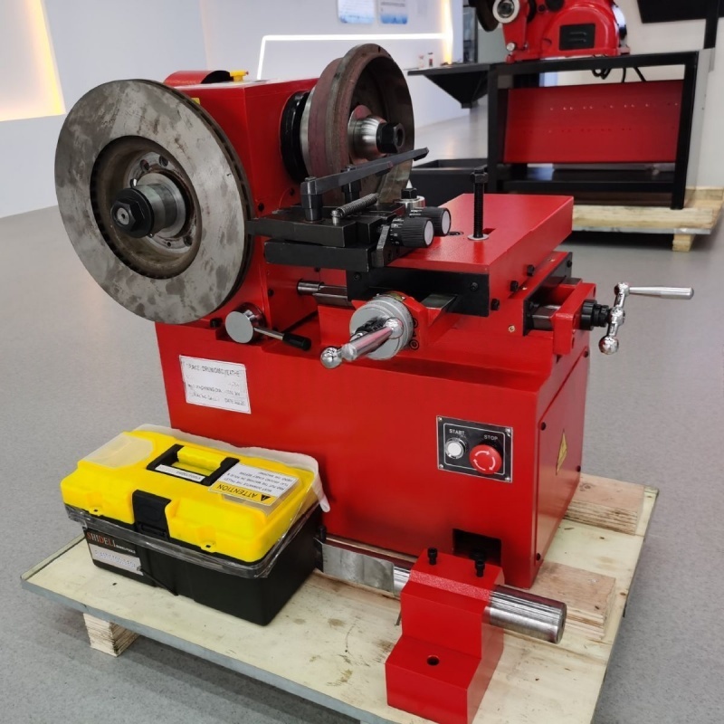 Machine de réparation de disqu - Brake Drum Lathe avis et prix